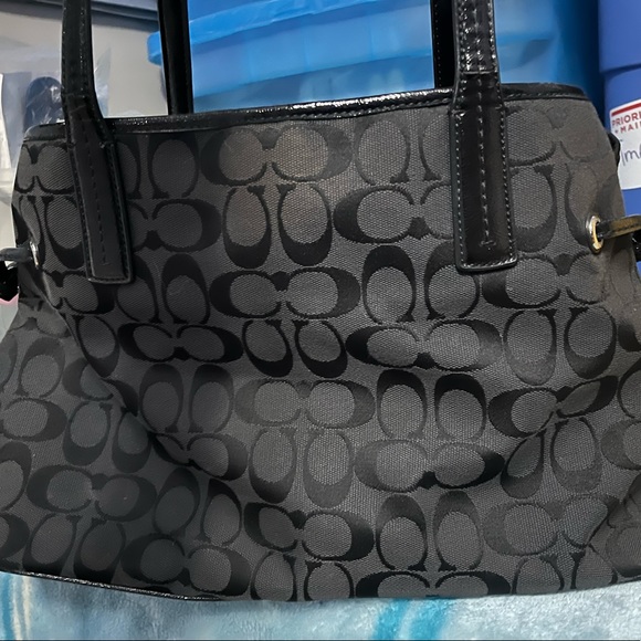 Coach Reptile Print purse - Picture 4 of 10